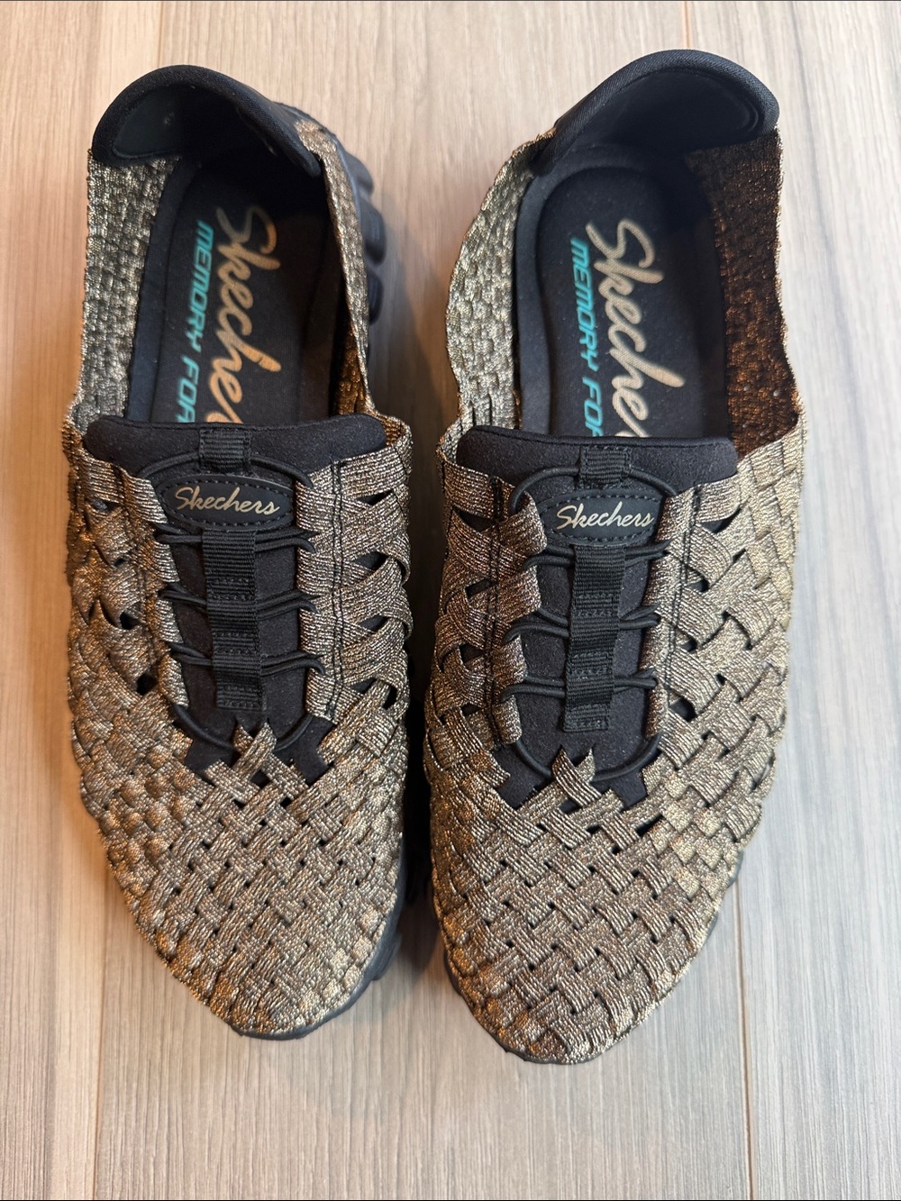 Skechers Women's E Z Flex Snazzed Up Sneakers Size 9